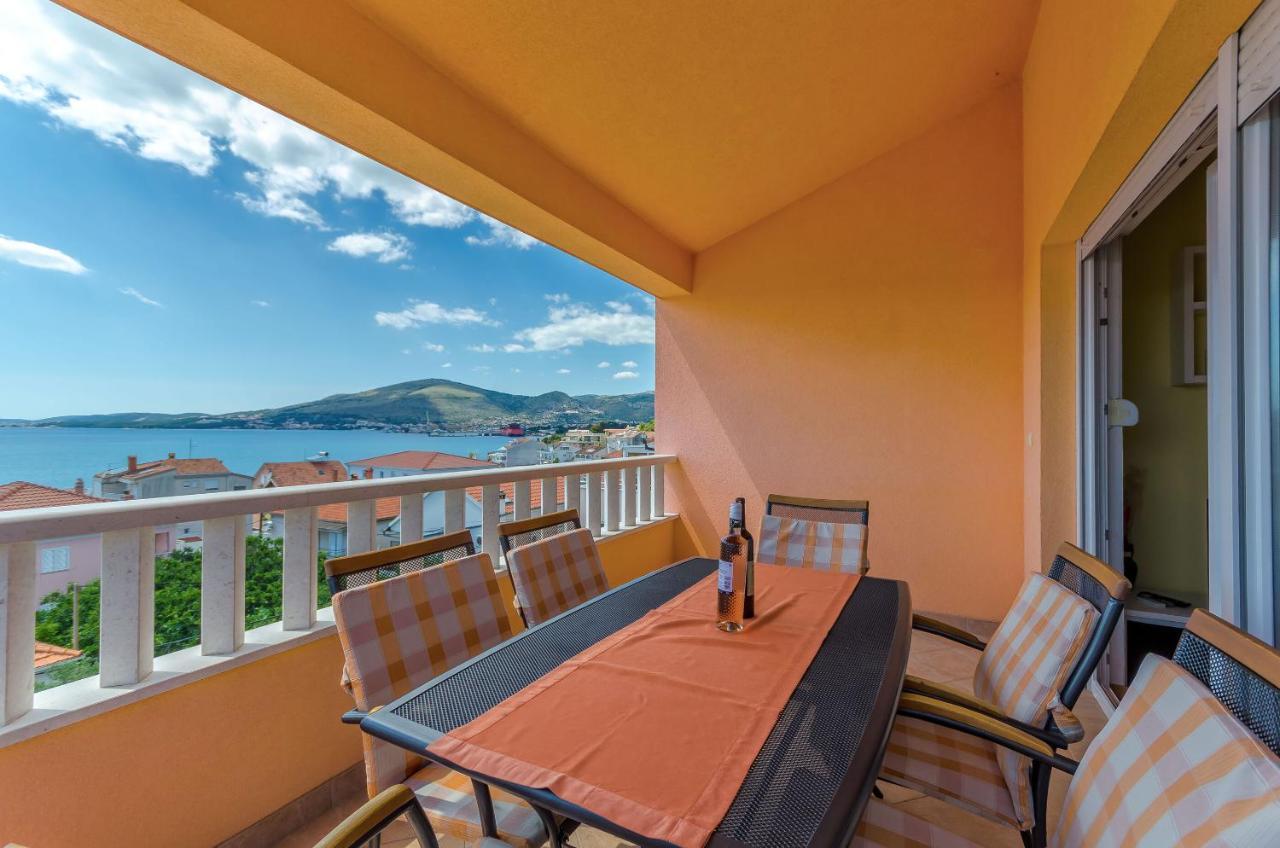 Apartments Melita Trogir Exterior foto