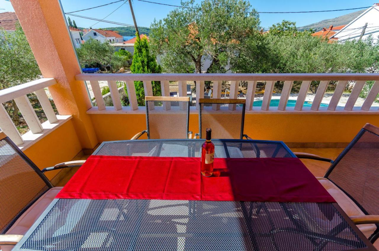 Apartments Melita Trogir Exterior foto